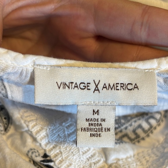 Vintage America White and Black Paisley Women's Top - Picture 2 of 4